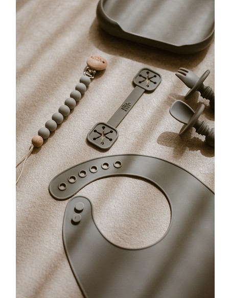 Set Portacubiertos+Cuchara+Sujeta Baberos  de Silicona Gris Petroleo