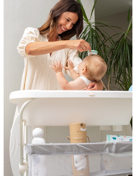 Bañera con Cambiador+Patas Modelo Estrellas