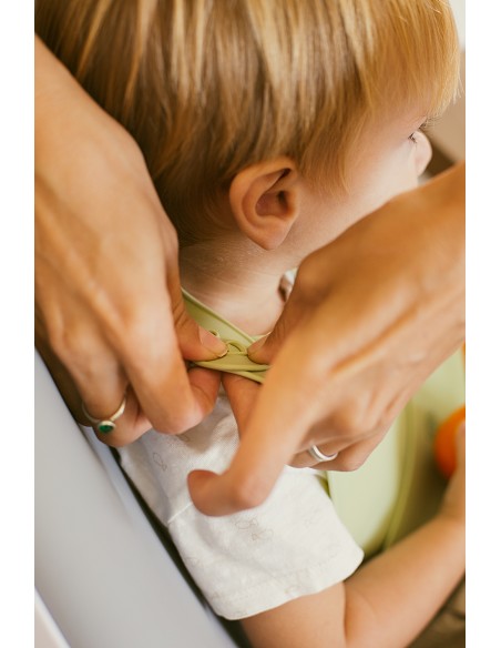 Babero Silicona Rosa Maquillaje